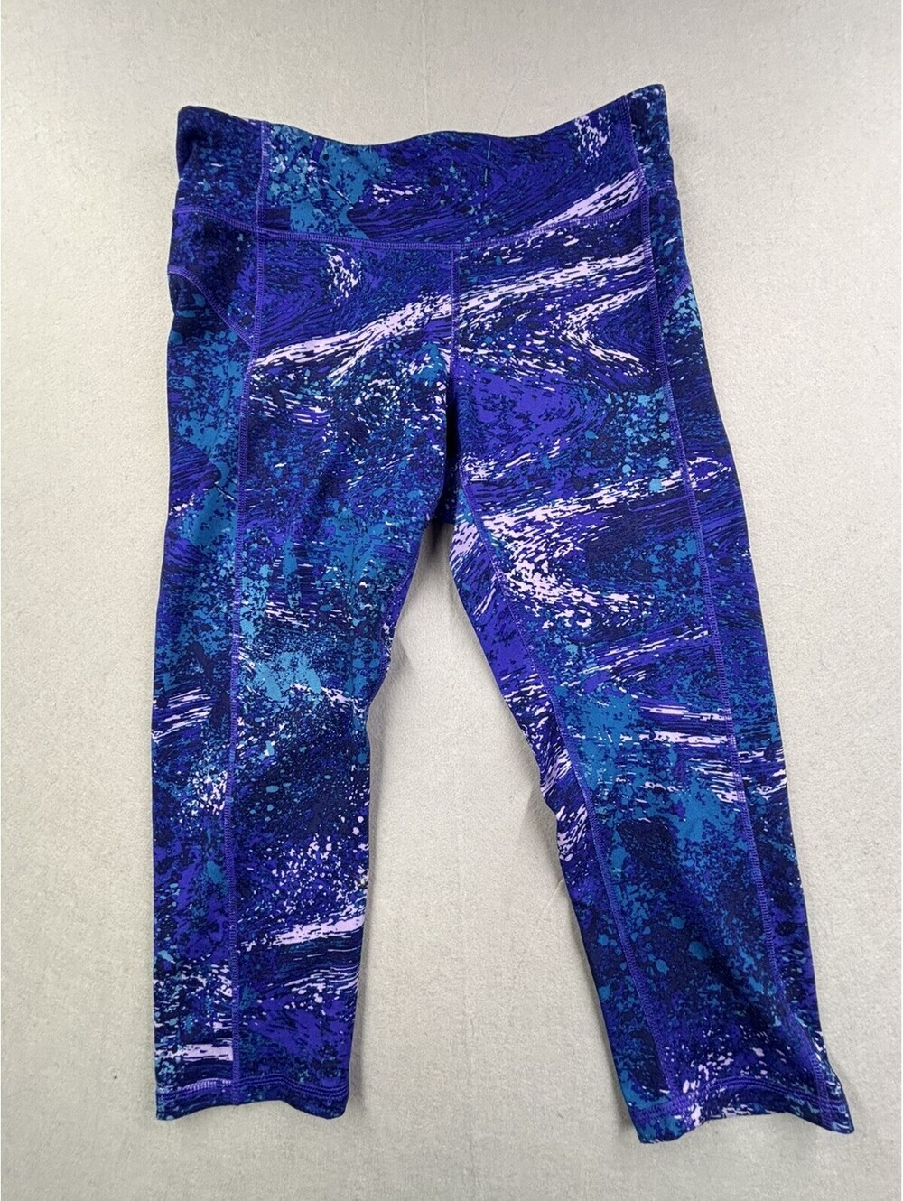 Champion Duodry Women’s Yoga Crop Pants Size medium Blue Purple